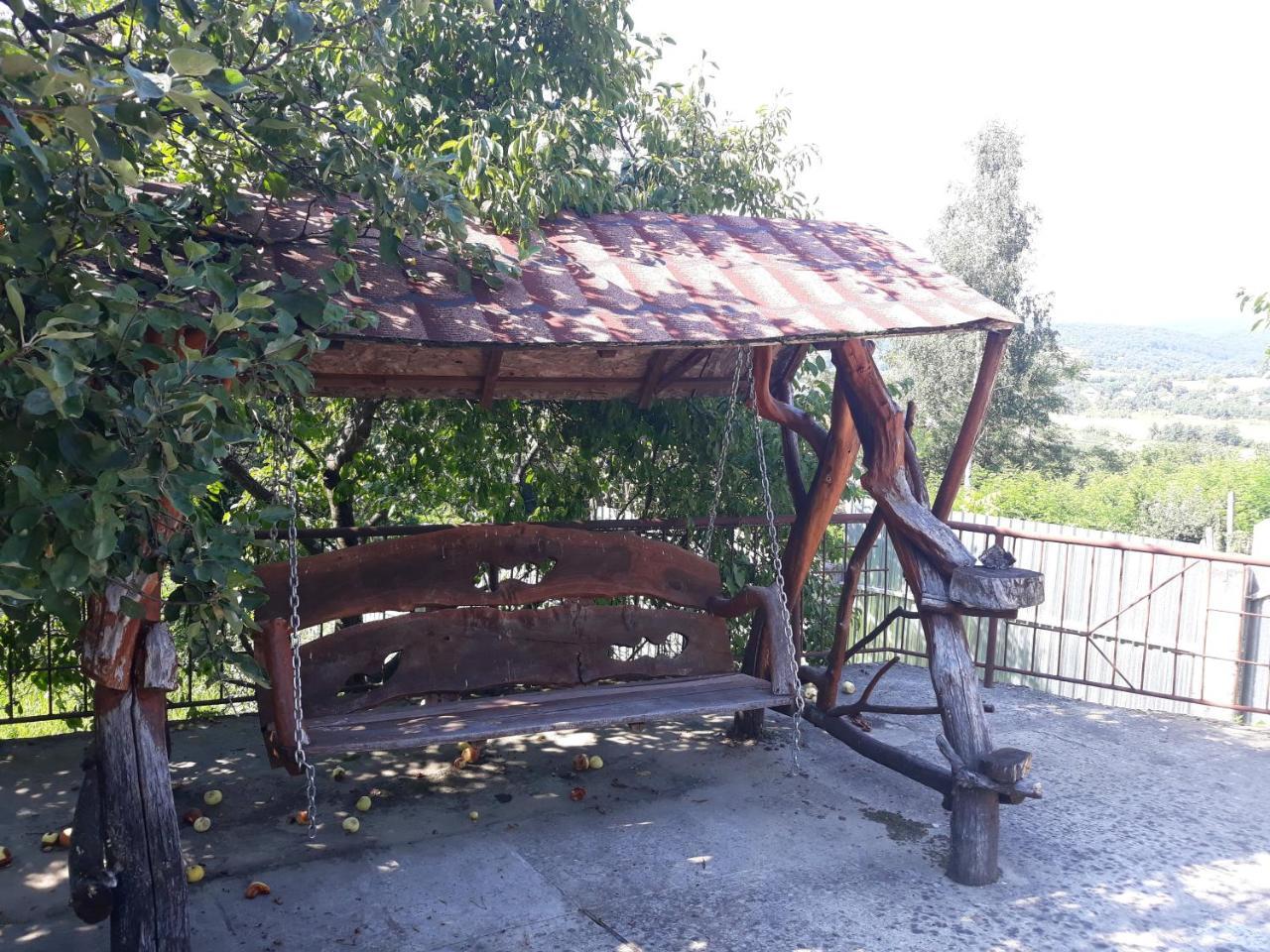 Котедж "Лісовий Затишок" Glubokoye Εξωτερικό φωτογραφία